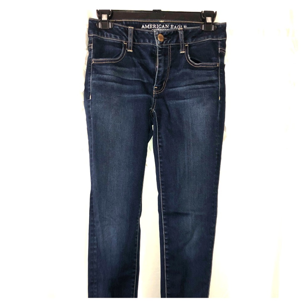 American Eagle SIZE 4 women’s jeans